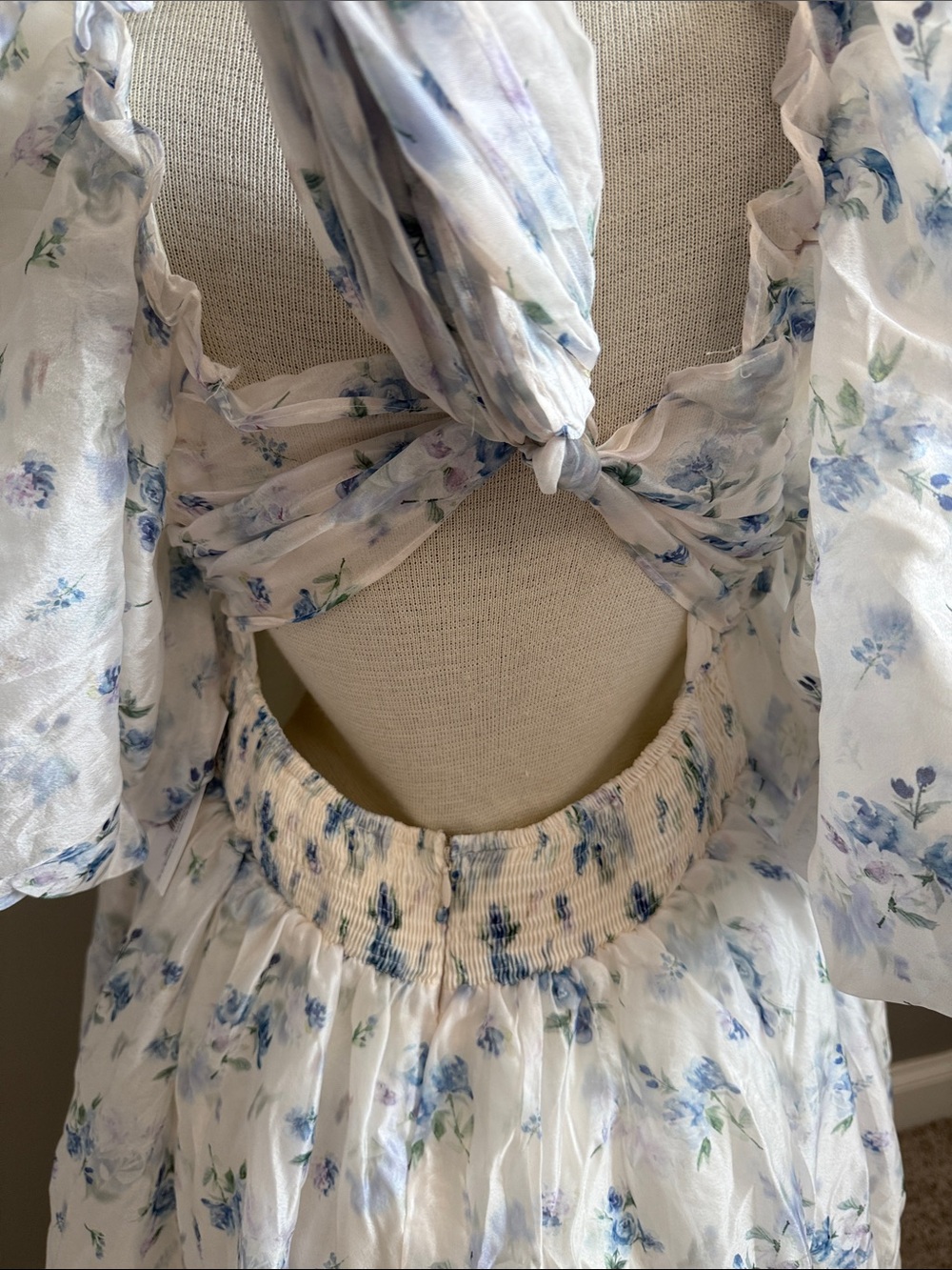 NWT!! Worth Collective - Melody Maxi Dress - Cerulean Blue Floral - Large - Picture 8 of 12